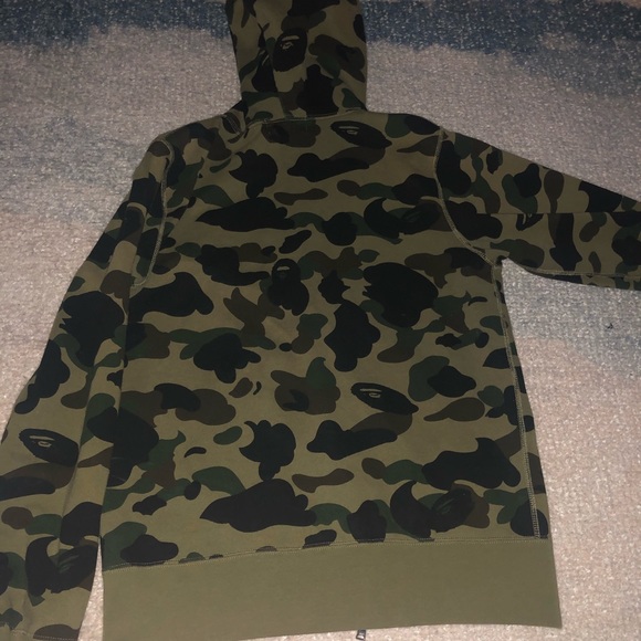 Bape Green Full Zip Hoodie size MEDIUM
